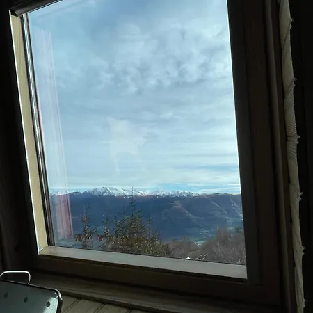 Entier Dans Le Domaine Skiable Pla D'adet *