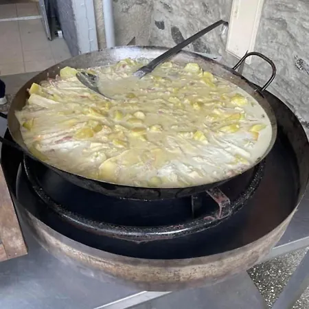 Entier Dans Le Domaine Skiable Pla D'adet בקתה